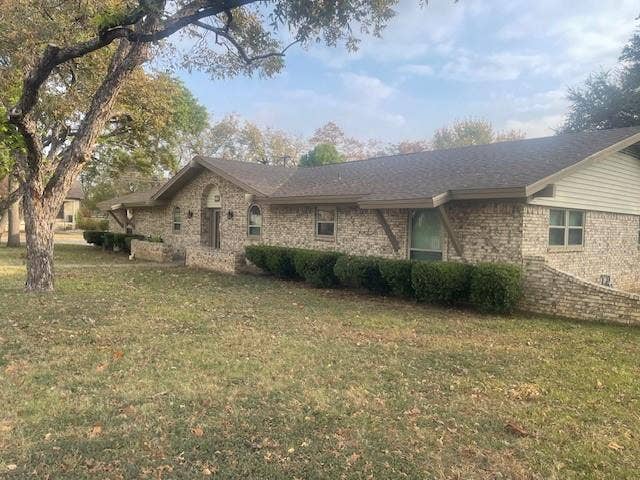 315 S Baker Street, Granbury, TX 76048 315 S Baker Street, Granbury, TX 76048