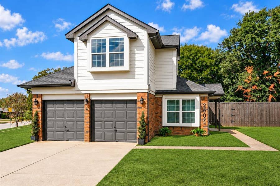 Property photo for 2607 Bayberry Lane, Euless, TX