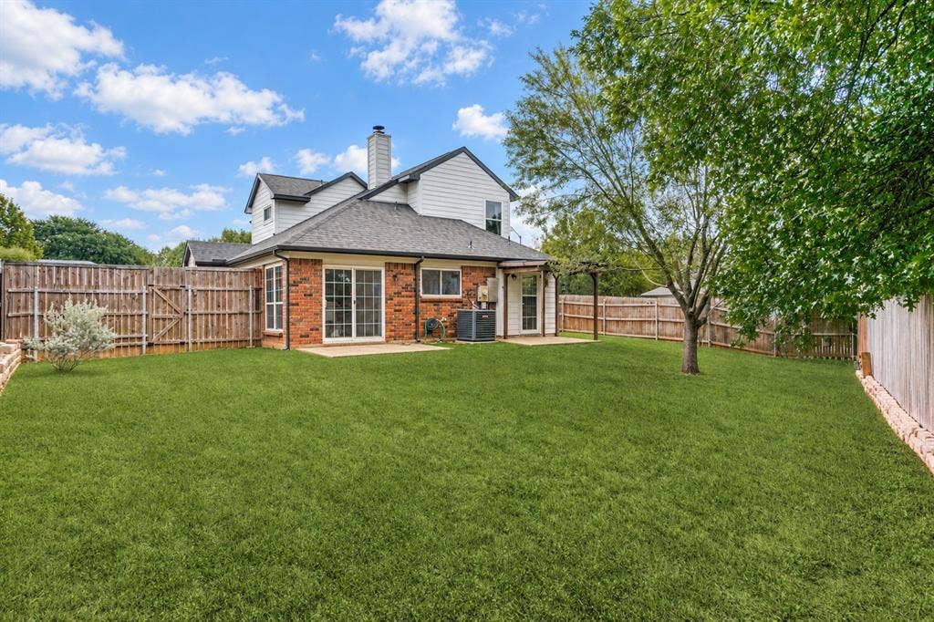 2607 Bayberry Lane, Euless, TX 76039 2607 Bayberry Lane, Euless, TX 76039