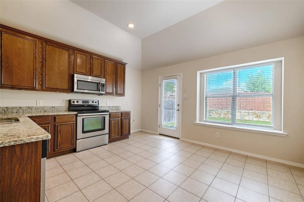 1200 Pine Forest Drive, Princeton, TX 75407