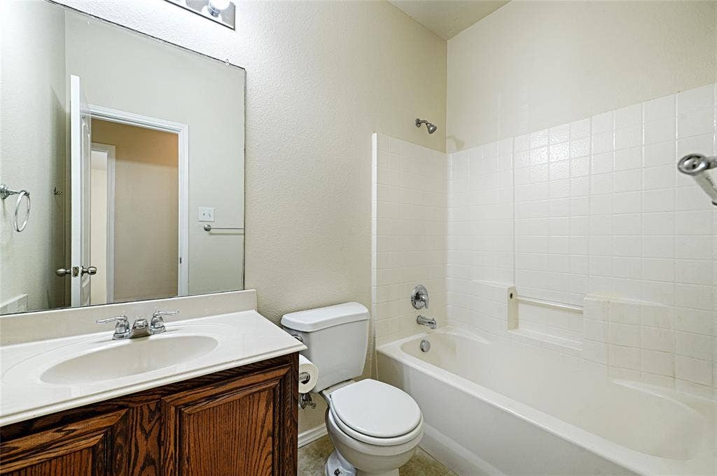 1200 Pine Forest Drive, Princeton, TX 75407