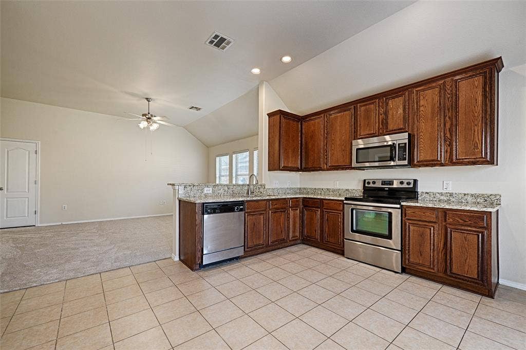 1200 Pine Forest Drive, Princeton, TX 75407