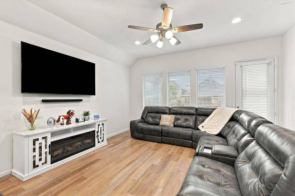 1451 Kingswell Lane, Forney, TX 75126