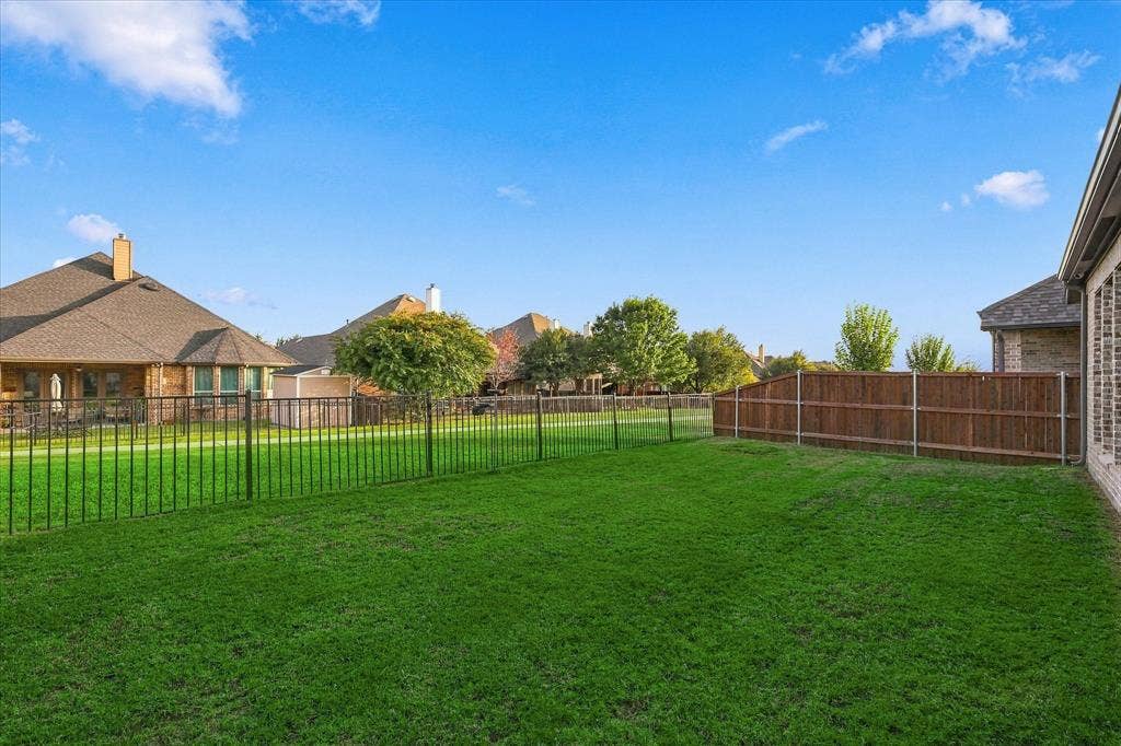 1451 Kingswell Lane, Forney, TX 75126