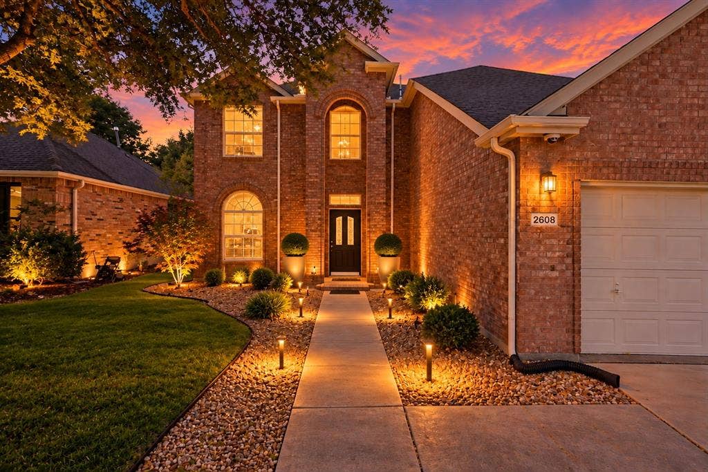 2608 Hudson Crossing, McKinney, TX 75072 Virtual Twilight Front Entranceway