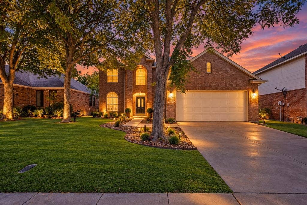 2608 Hudson Crossing, McKinney, TX 75072 Virtual Twilight Front Exterior