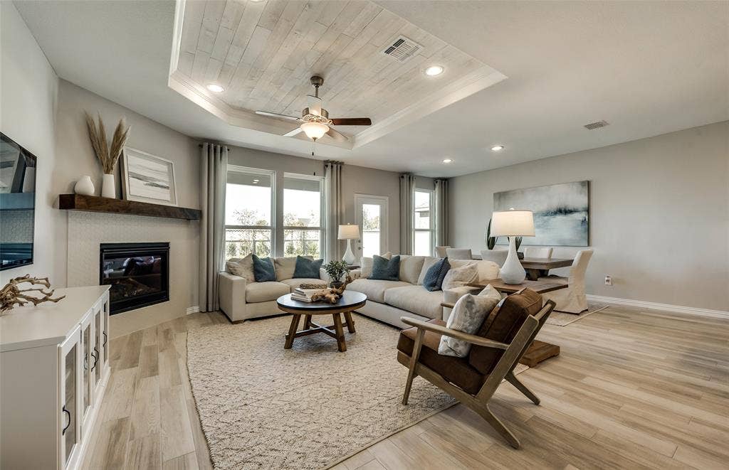 1412 Kadynce Lane, Anna, TX 75409 *Model Representation - Spacious gathering room with large windows