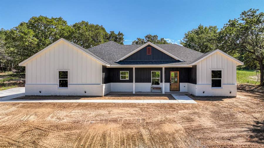 Property photo for Lucas TBD Three Quarter Loop, Poolville, TX