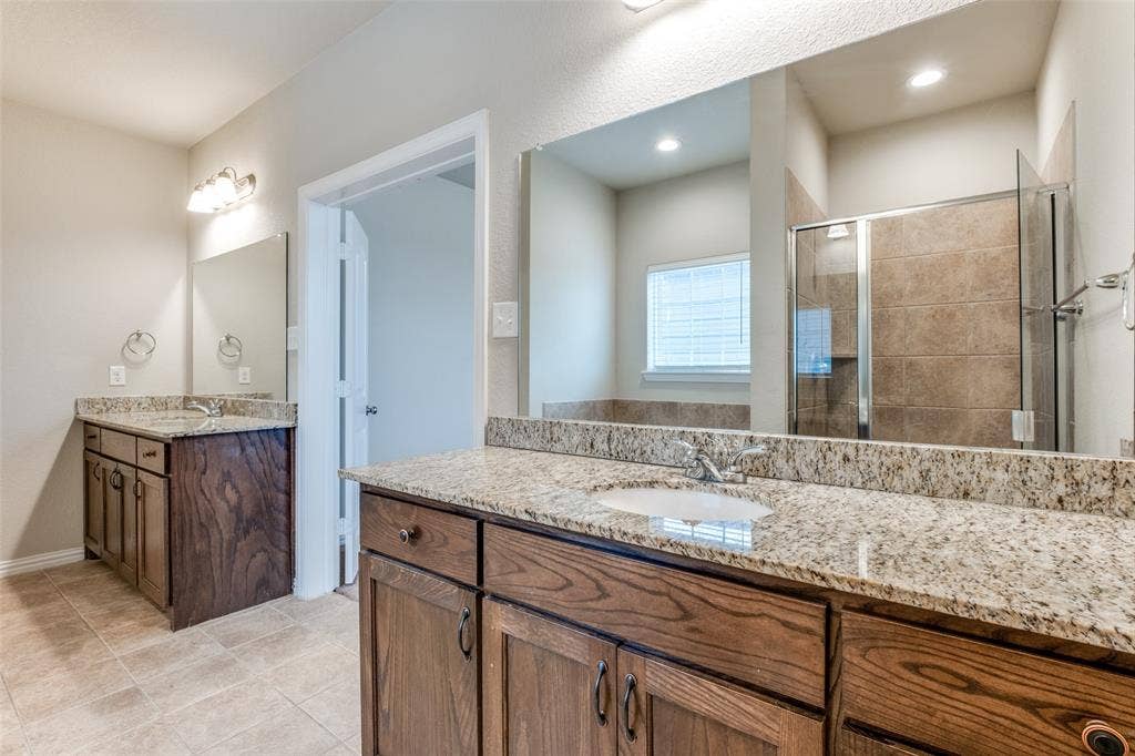 4662 Ralph Lane, Dallas, TX 75227 4662 Ralph Lane, Dallas, TX 75227