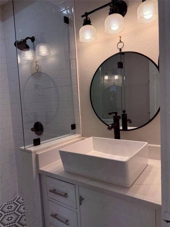 4112 Junius Street, #B, Dallas, TX 75246 4112 Junius Street, #B, Dallas, TX 75246