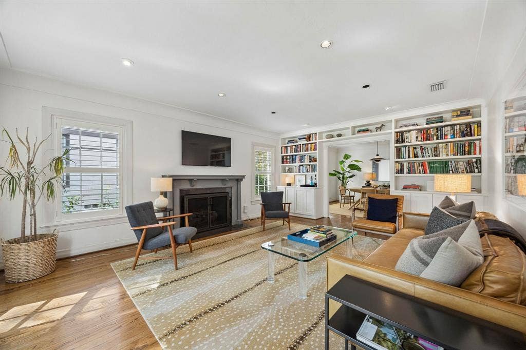 5407 Vanderbilt Avenue, Dallas, TX 75206 5407 Vanderbilt Avenue, Dallas, TX 75206