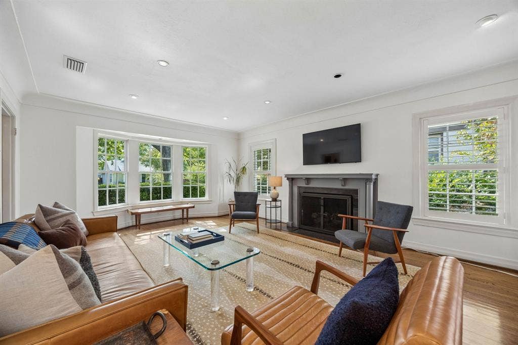 5407 Vanderbilt Avenue, Dallas, TX 75206 5407 Vanderbilt Avenue, Dallas, TX 75206