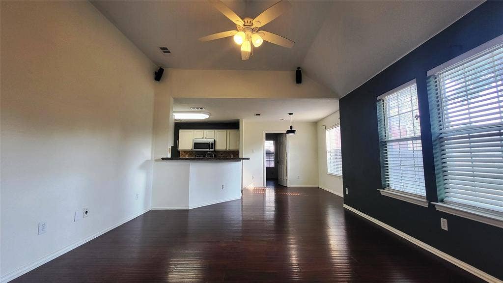 704 1st Avenue, McKinney, TX 75069 704 1st Avenue, McKinney, TX 75069