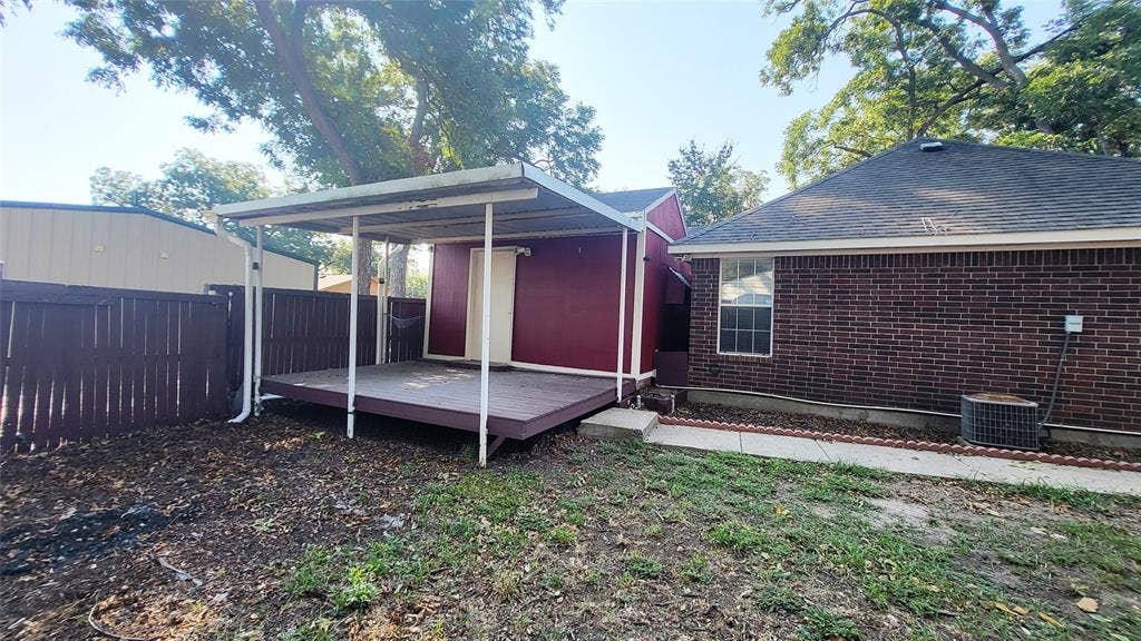 704 1st Avenue, McKinney, TX 75069 704 1st Avenue, McKinney, TX 75069