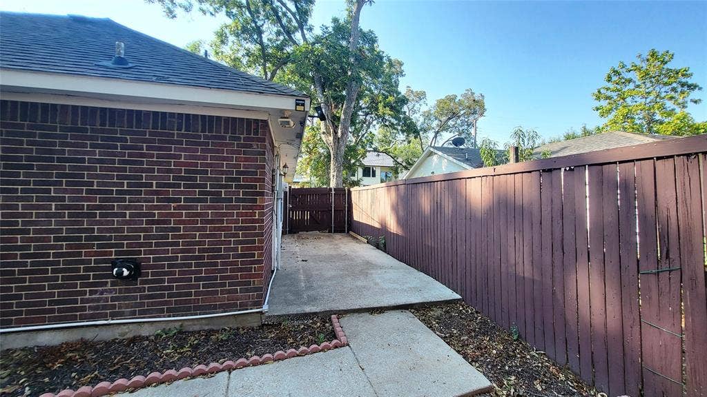 704 1st Avenue, McKinney, TX 75069 704 1st Avenue, McKinney, TX 75069