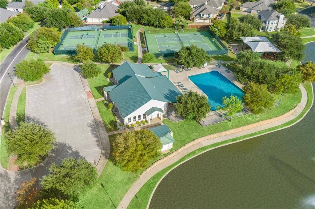 329 Edinburgh Lane, Waco, TX 76712 View of community club house, pool, pickleball and tennis courts