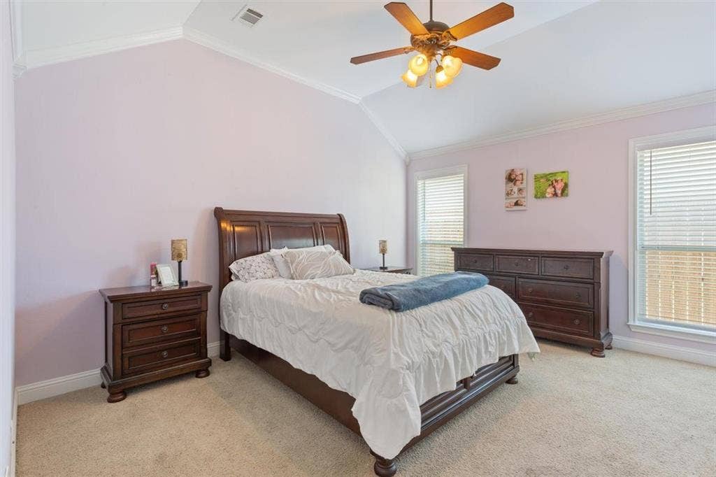329 Edinburgh Lane, Waco, TX 76712 329 Edinburgh Lane, Waco, TX 76712
