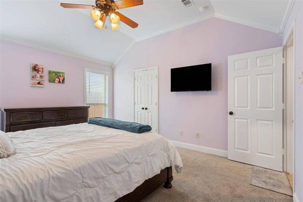 329 Edinburgh Lane, Waco, TX 76712 329 Edinburgh Lane, Waco, TX 76712