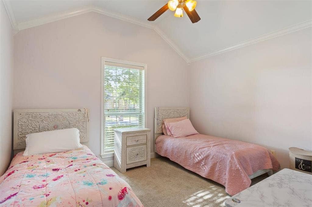 329 Edinburgh Lane, Waco, TX 76712 329 Edinburgh Lane, Waco, TX 76712