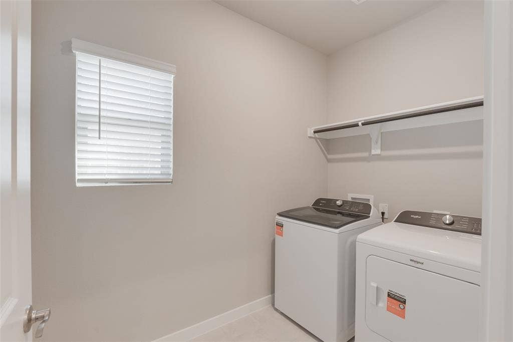 3277 Mint Springs Street, Fort Worth, TX 76179 Laundry Downstairs