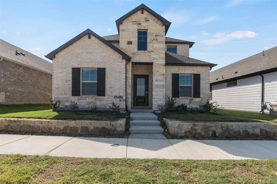 Property photo for 3277 Mint Springs Street, Fort Worth, TX