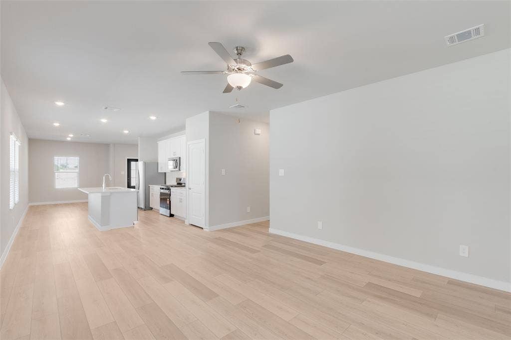 3277 Mint Springs Street, Fort Worth, TX 76179 Luxury Vinyl Planks in all common areas