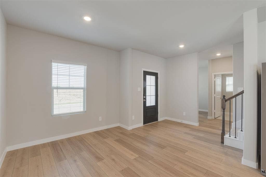 3277 Mint Springs Street, Fort Worth, TX 76179 Downstairs Livingroom