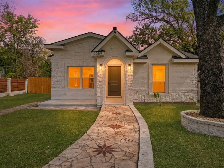 Property photo for 9059 Quinn Street, Dallas, TX