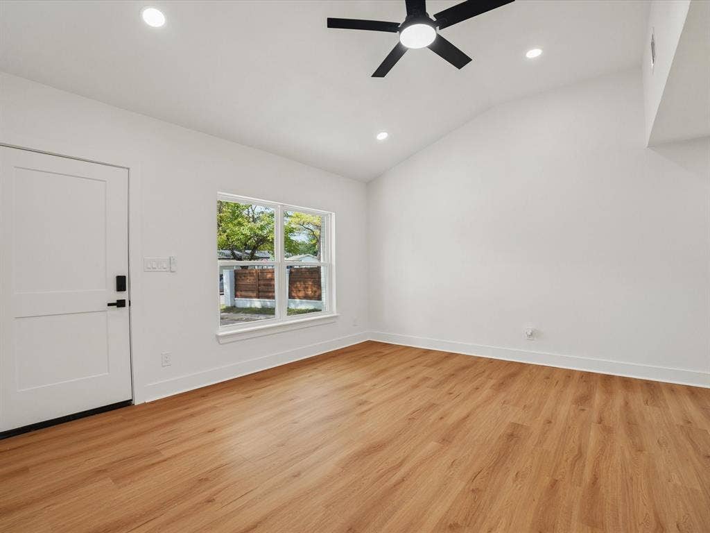 9059 Quinn Street, Dallas, TX 75217 9059 Quinn Street, Dallas, TX 75217