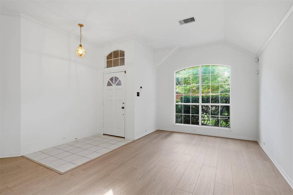 2902 Glen Hollow Court, McKinney, TX 75072 Formal living room could double as a play area or a work from home space.