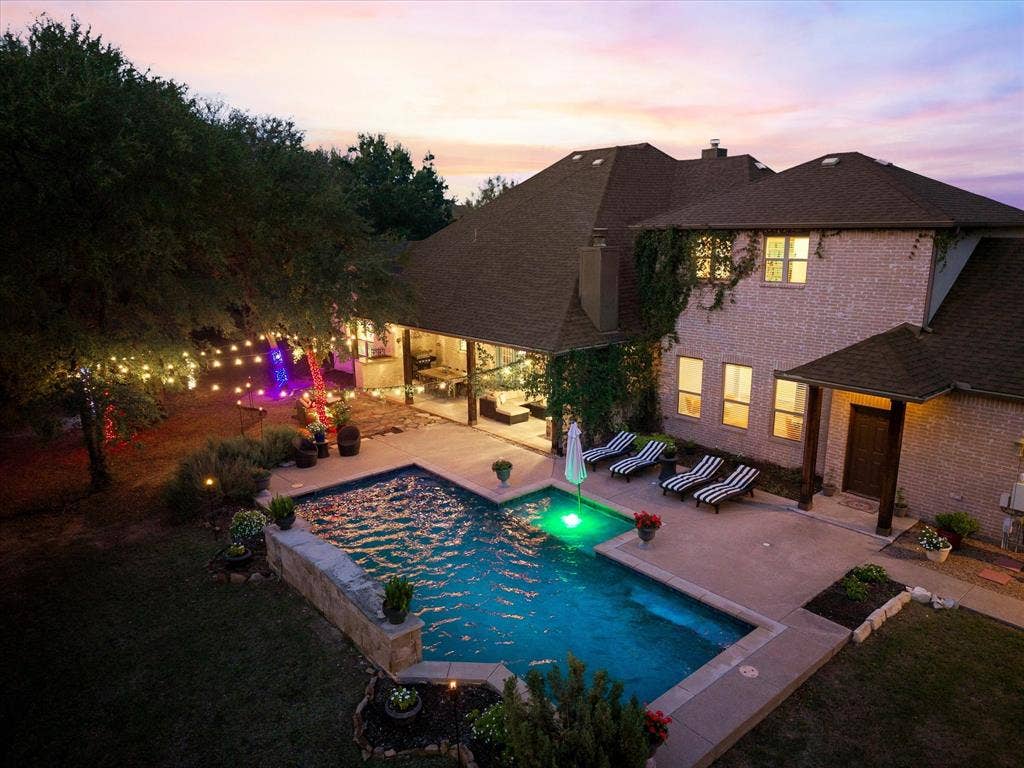 232 Branding Iron Court, Royse City, TX 75189 Plan your pool party now!