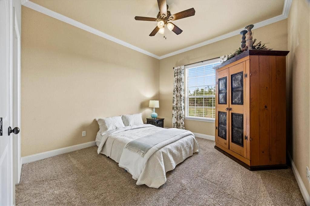 232 Branding Iron Court, Royse City, TX 75189 Gorgeous guest room includes ensuite bath and walk in closet