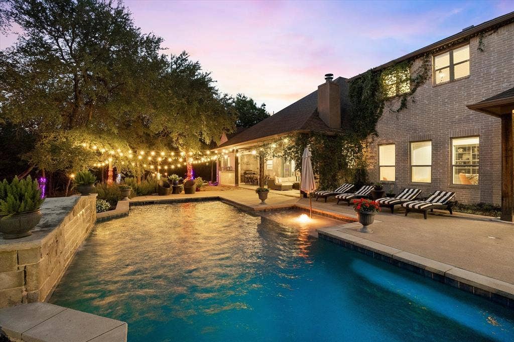 232 Branding Iron Court, Royse City, TX 75189 What's not to love here?!
