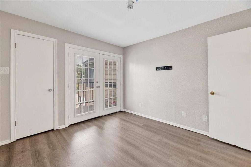 9803 Walnut Street, #B208, Dallas, TX 75243