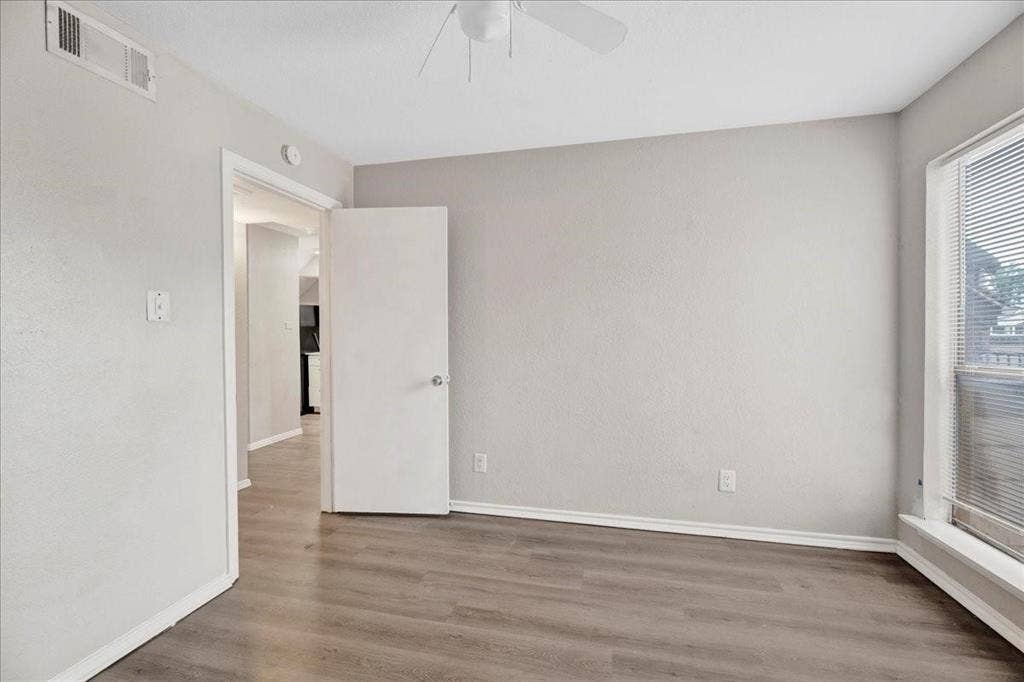 9803 Walnut Street, #B208, Dallas, TX 75243