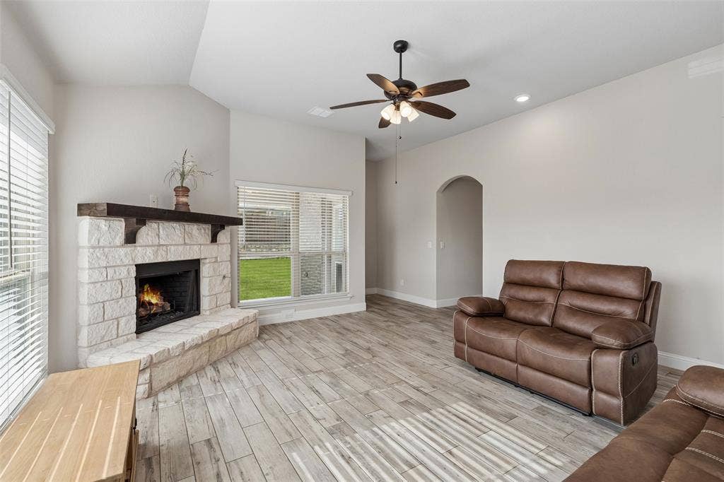2550 Brookside Drive, Royse City, TX 75189