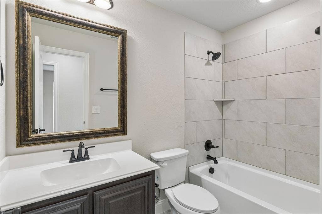 2550 Brookside Drive, Royse City, TX 75189