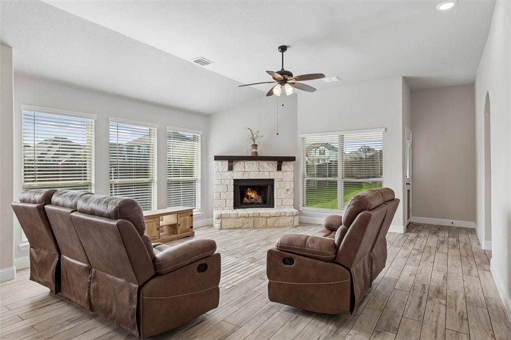 2550 Brookside Drive, Royse City, TX 75189