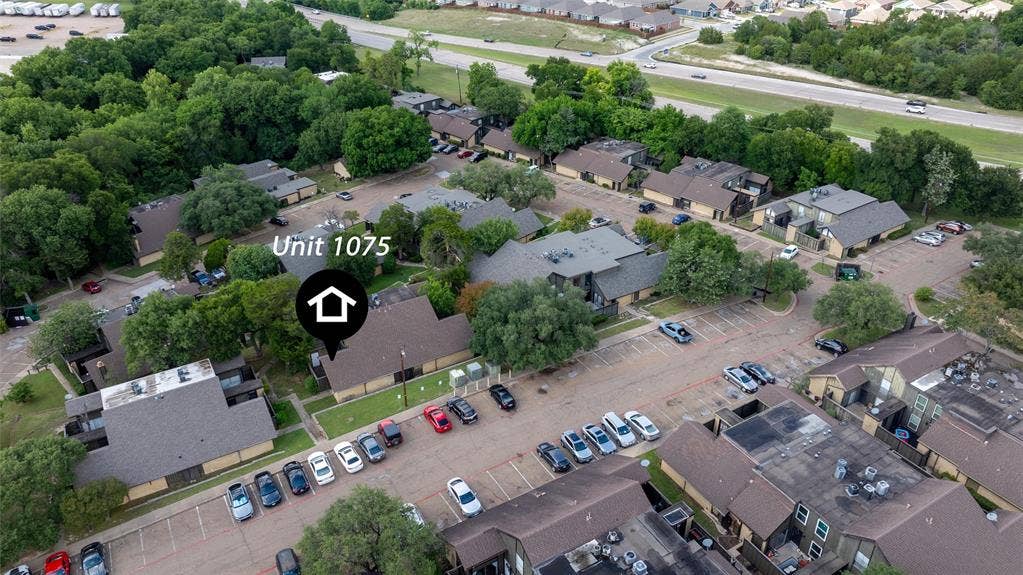 4643 Country Creek Drive, #1092, Dallas, TX 75236 4637 Country Creek Drive Dallas, TX. Unit 1075