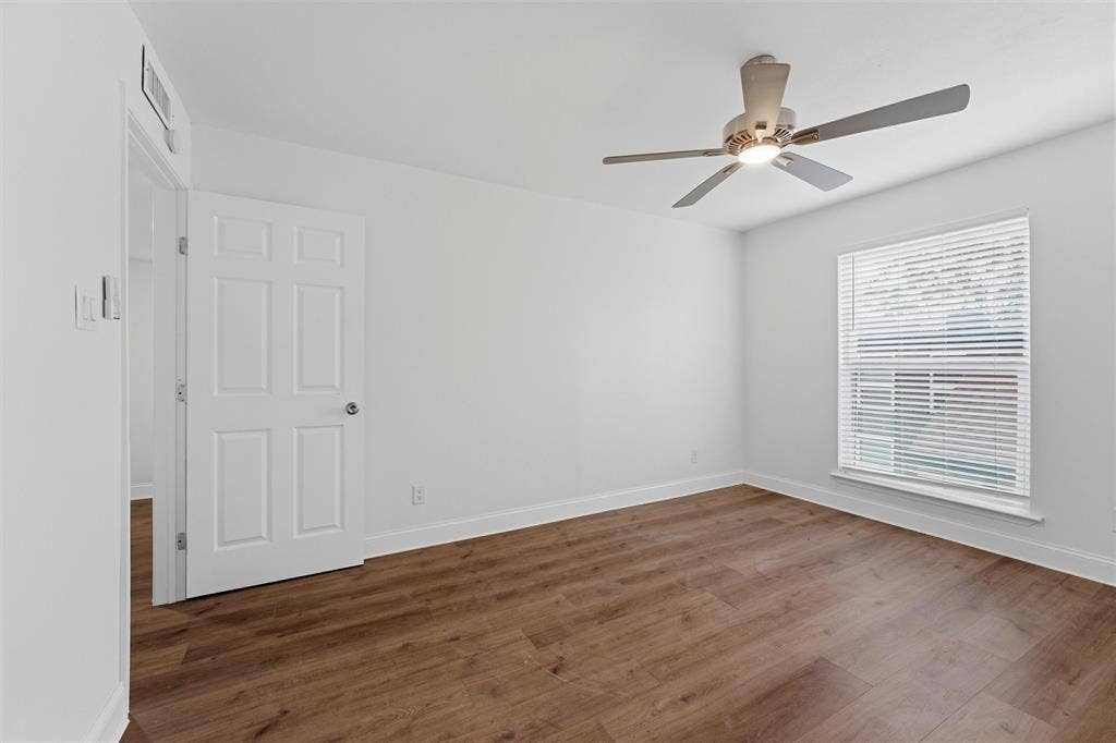 4643 Country Creek Drive, #1092, Dallas, TX 75236 4643 Country Creek Drive Dallas, TX. Unit 1092