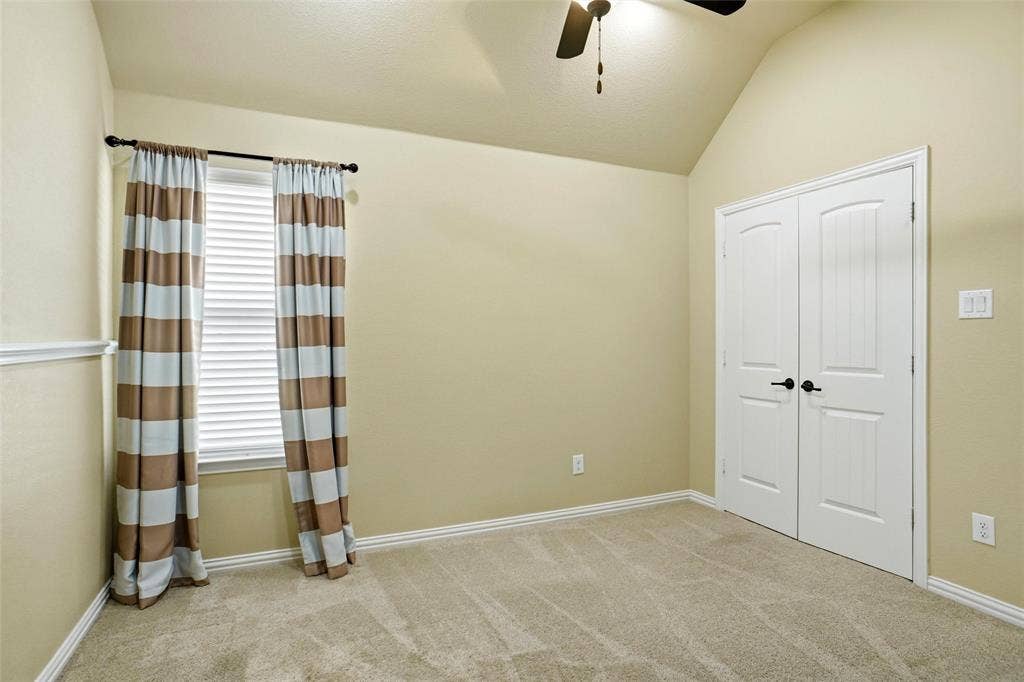 8301 Rock Valley Drive, Rowlett, TX 75089 8301 Rock Valley Drive, Rowlett, TX 75089