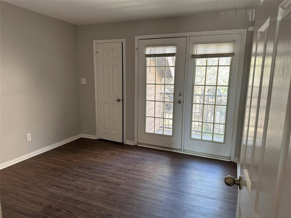 9817 Walnut Street, #208, Dallas, TX 75243