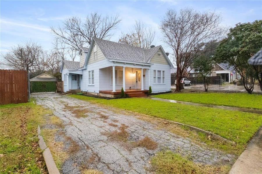 Property photo for 3317 W 5th Street, Fort Worth, TX