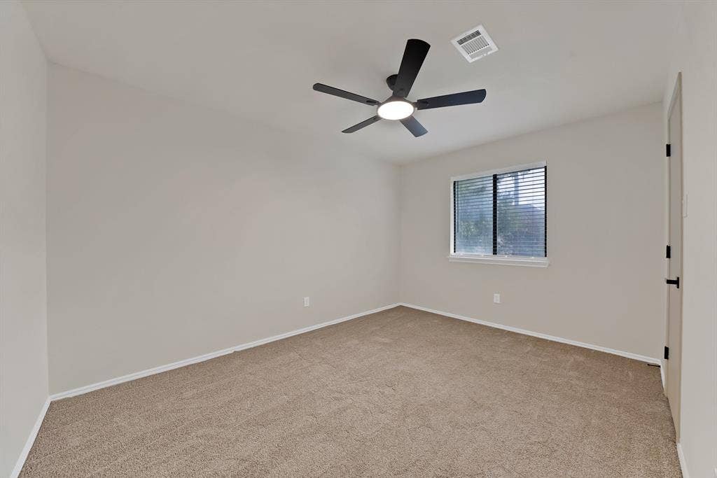 6005 Heatherglen Drive, Arlington, TX 76017