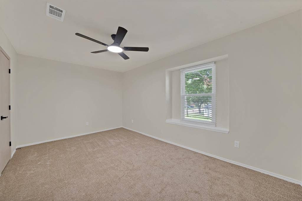 6005 Heatherglen Drive, Arlington, TX 76017