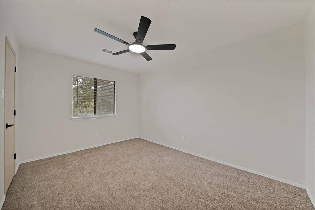 6005 Heatherglen Drive, Arlington, TX 76017