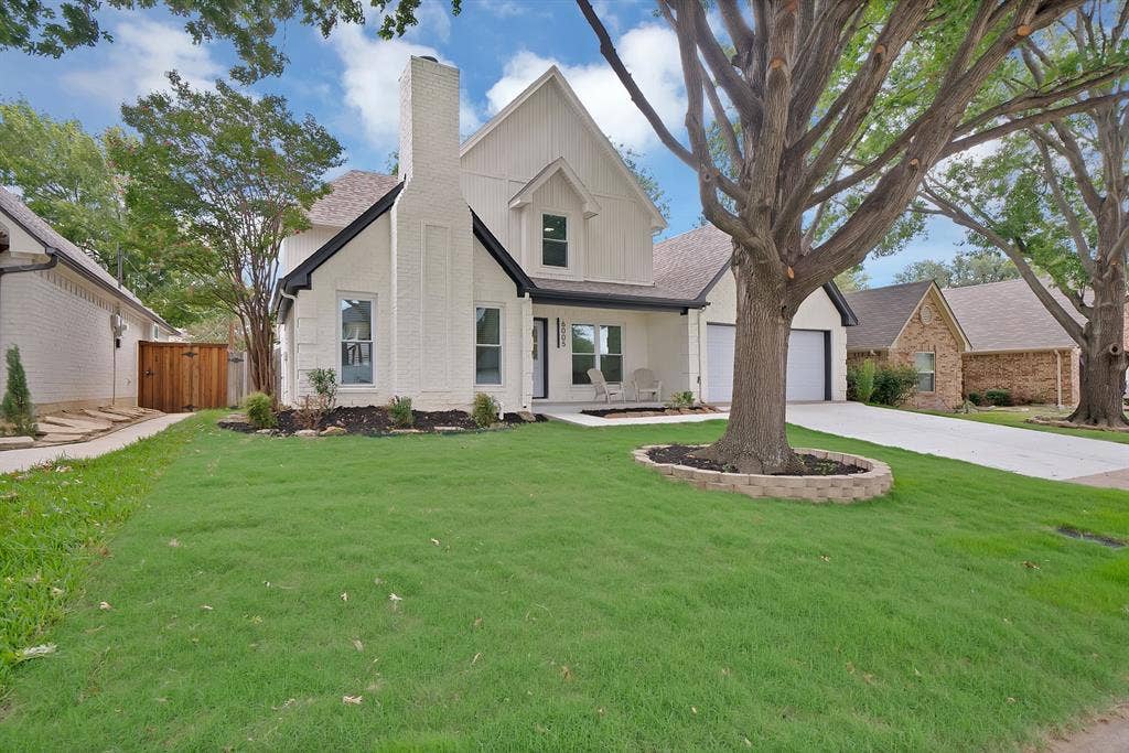 6005 Heatherglen Drive, Arlington, TX 76017