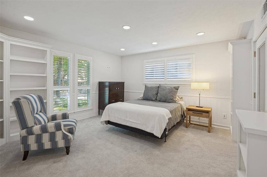 3843 Regent Drive, Dallas, TX 75229 3843 Regent Drive, Dallas, TX 75229