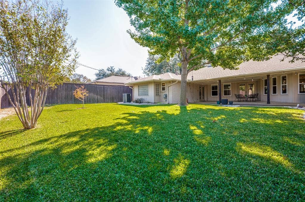 3843 Regent Drive, Dallas, TX 75229 3843 Regent Drive, Dallas, TX 75229