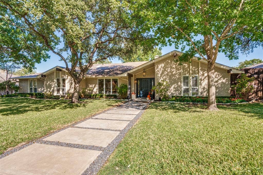 3843 Regent Drive, Dallas, TX 75229 3843 Regent Drive, Dallas, TX 75229
